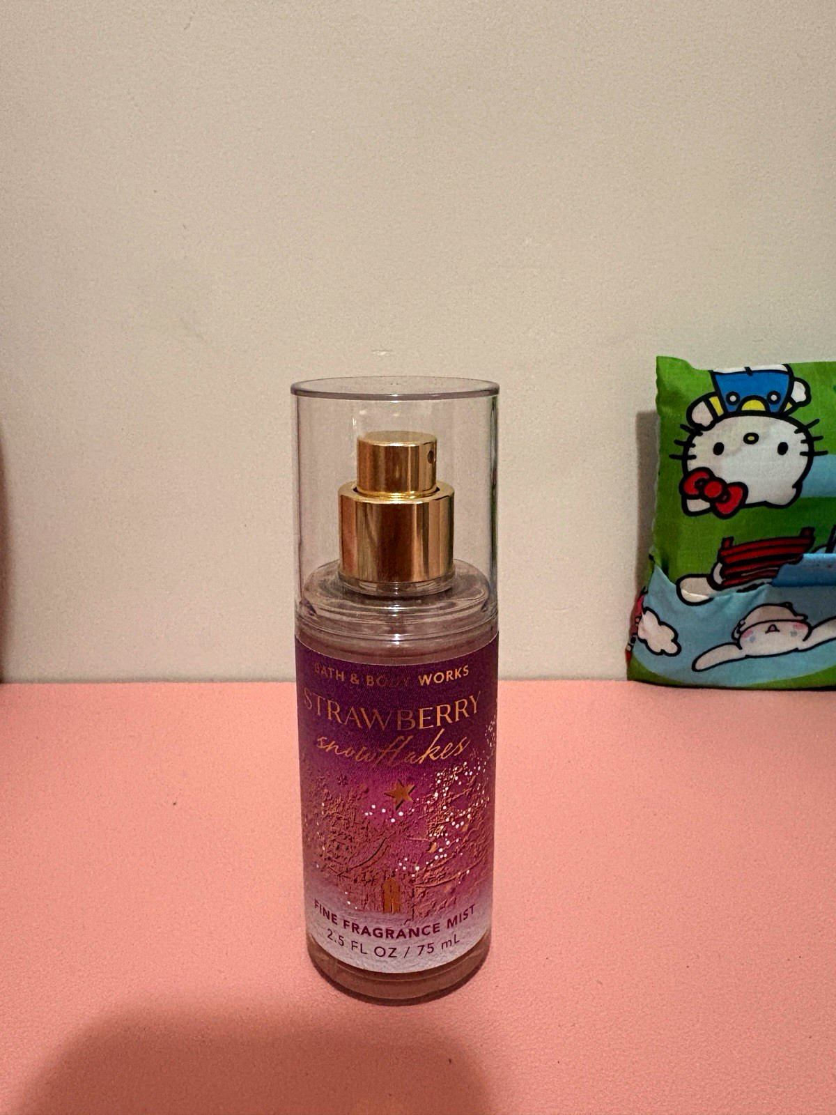 Bath & Body Works Strawberry Snowflakes Body Mist Travel Size 2.5 fl oz/75 mL