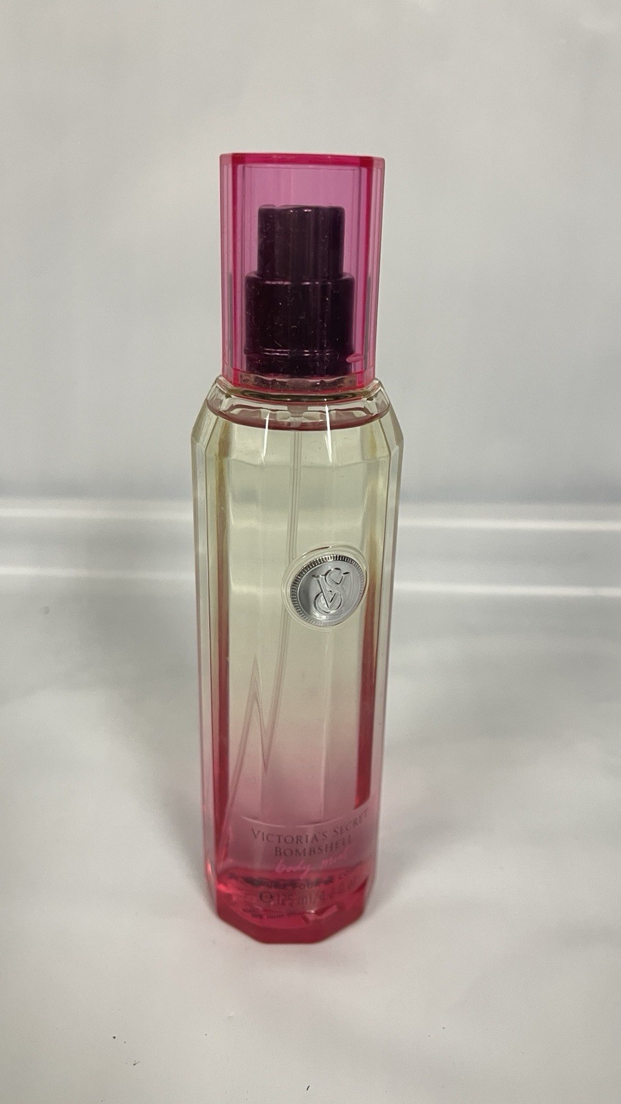 VICTORIA’S SECRET BOMBSHELL FRAGRANCE BODY MIST SPRAY TRAVEL SIZE 4.2 FL Oz