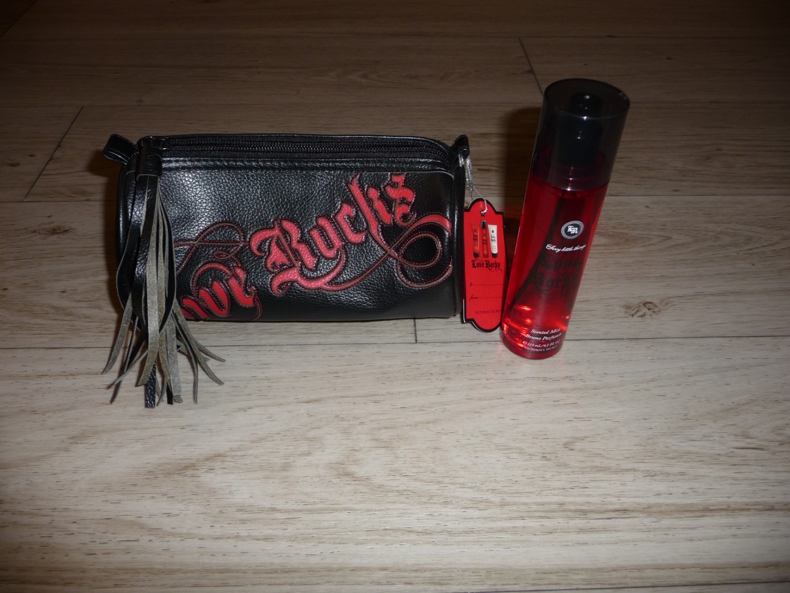 VICTORIA’S SECRET LOVE ROCKS SCENTED MIST, SEXY LITTLE THINGS 125ML 4.2 FL OZ
